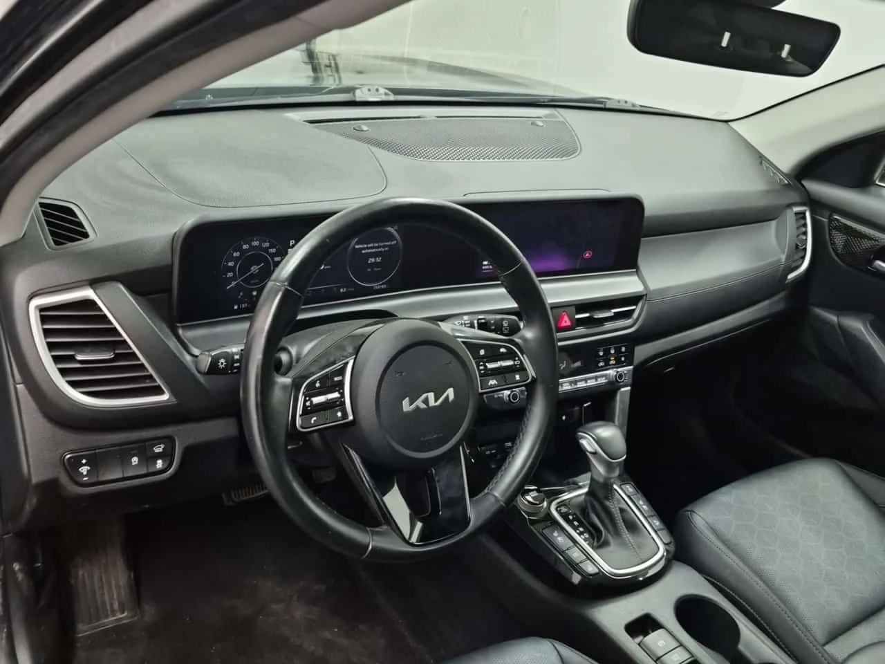 Kia Seltos * EX * ШИБИДАХ* КОЖА* DIGITAL* , снимка 9 - Автомобили и джипове - 55033038