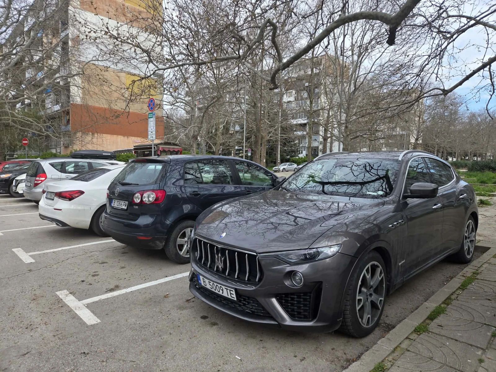 Maserati Levante, снимка 3 - Автомобили и джипове - 55054554