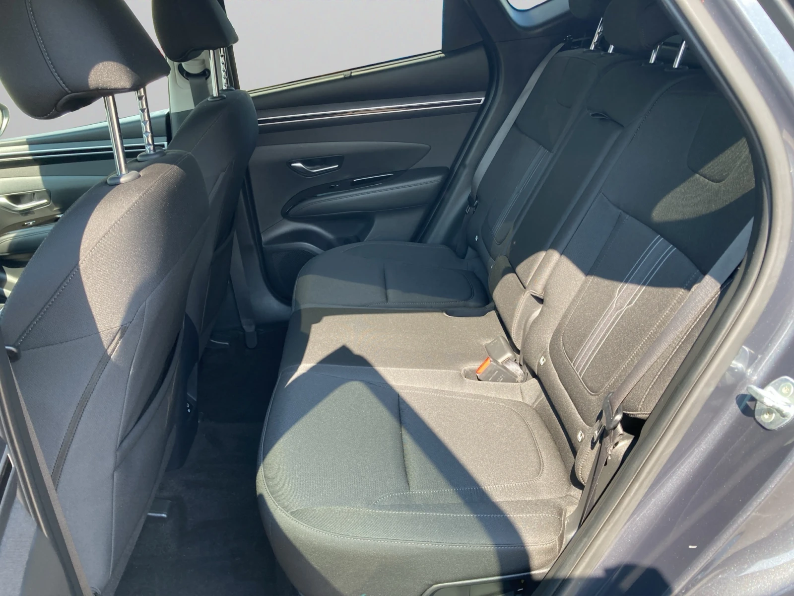 Hyundai Tucson 1.6TGI HEV 230HP AT, снимка 11 - Автомобили и джипове - 55112742