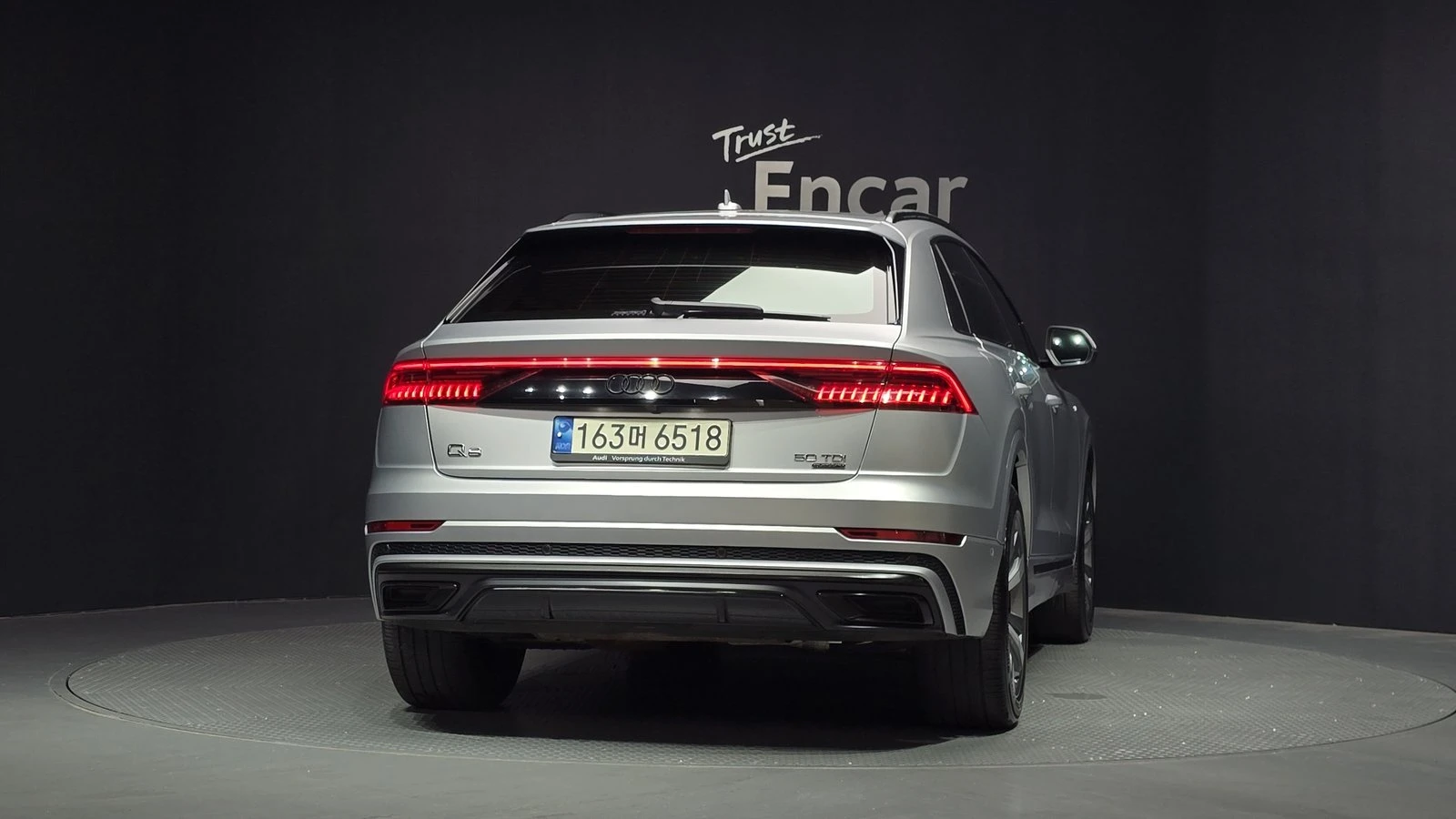 Audi Q8 50 TDI quattro* ���* �����* HUD* 360* ������ ���� | Mobile.bg � ����������� 4