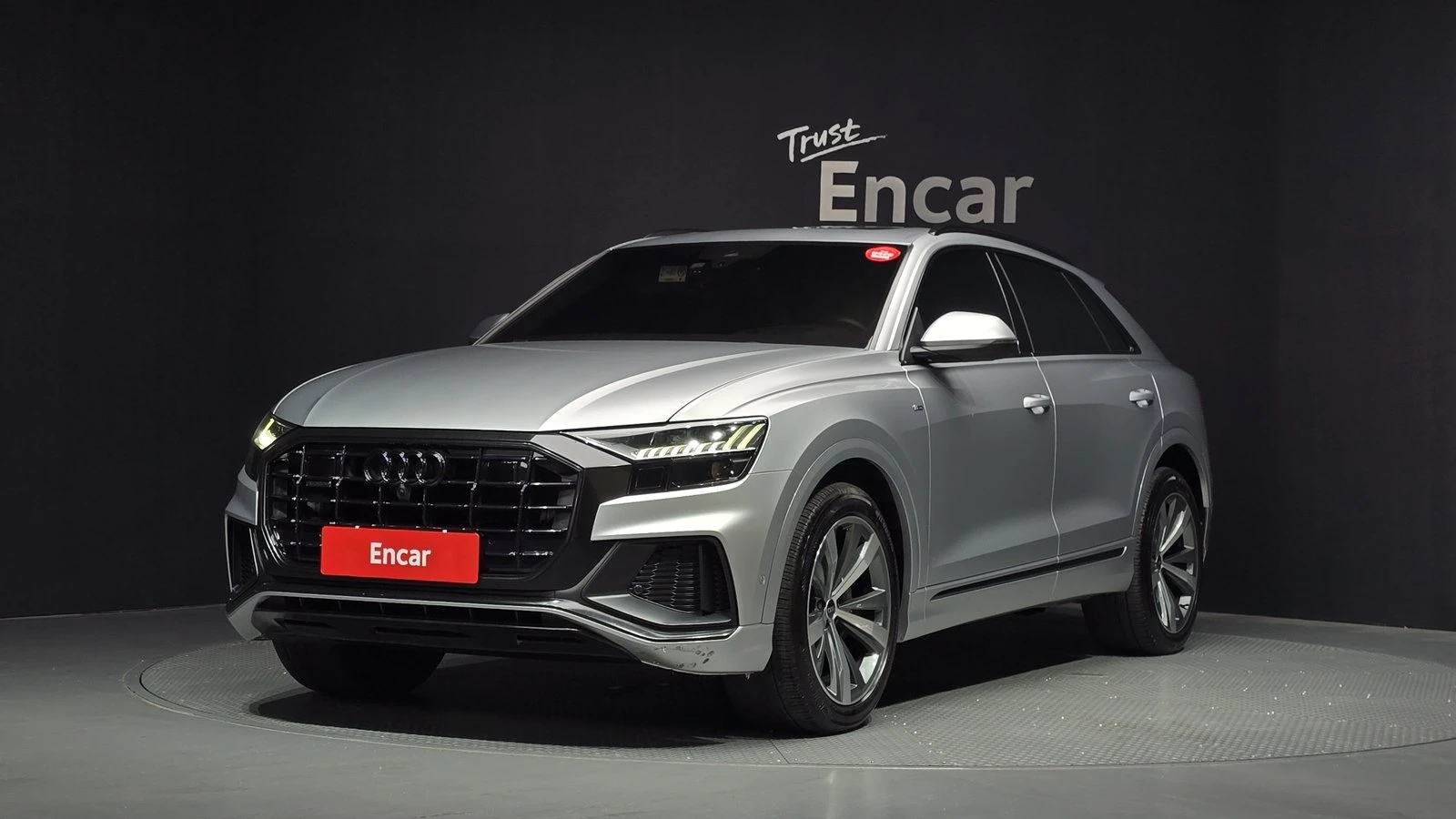 Audi Q8 50 TDI quattro* ЛЮК* МАСАЖ* HUD* 360* КРАЙНА ЦЕНА