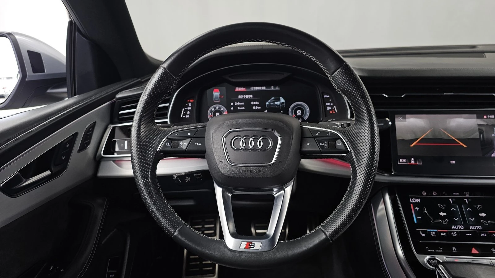 Audi Q8 50 TDI quattro* ���* �����* HUD* 360* ������ ���� | Mobile.bg � ����������� 13