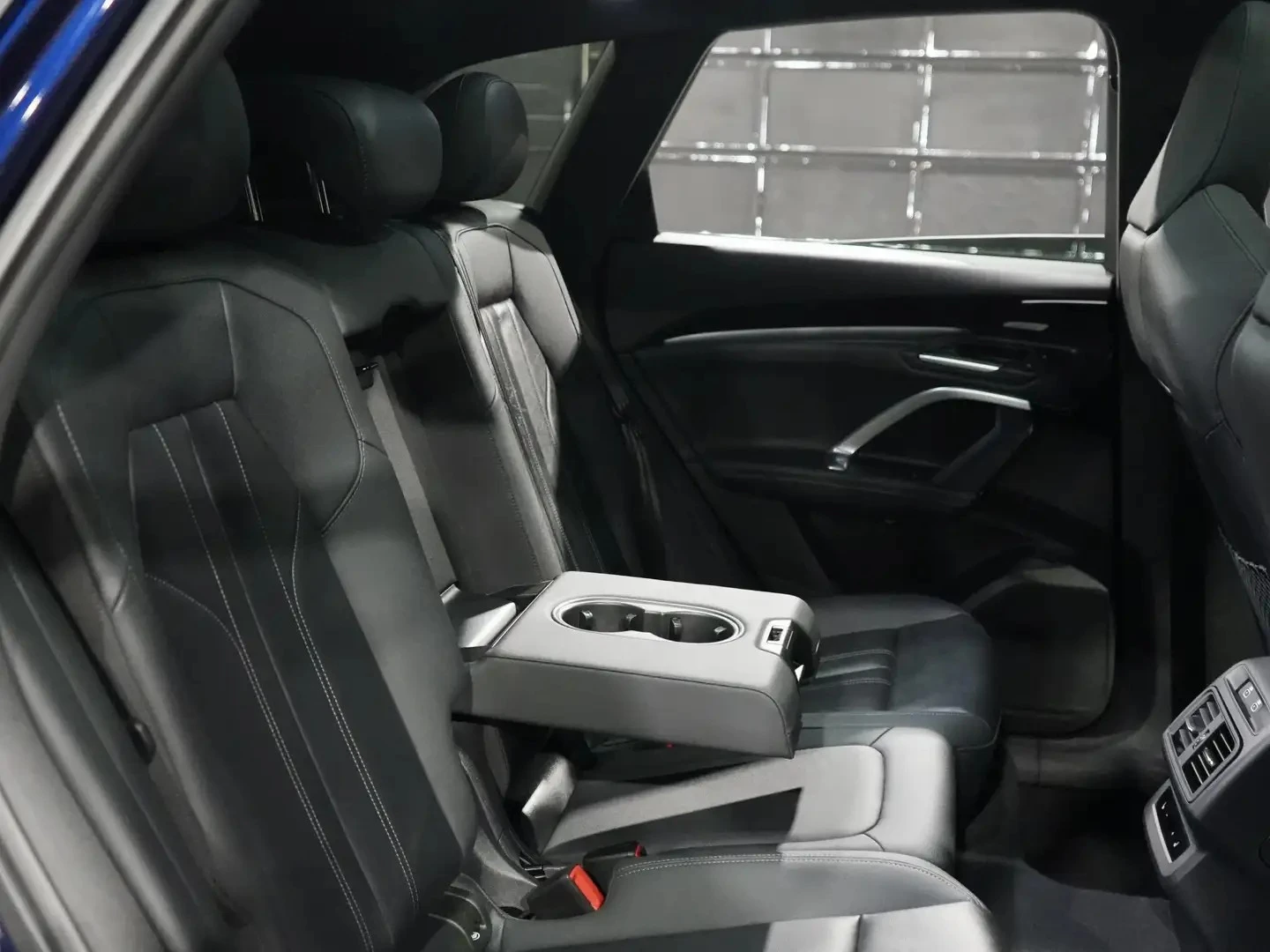 Audi Q5 B&O | S Line| PANO| HUD| Drive Assist, снимка 16 - Автомобили и джипове - 56072063