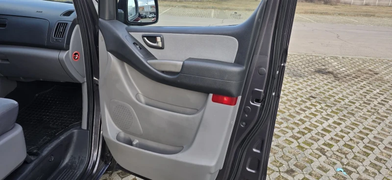 Hyundai H1 7+ 1, снимка 14 - Бусове и автобуси - 49215757