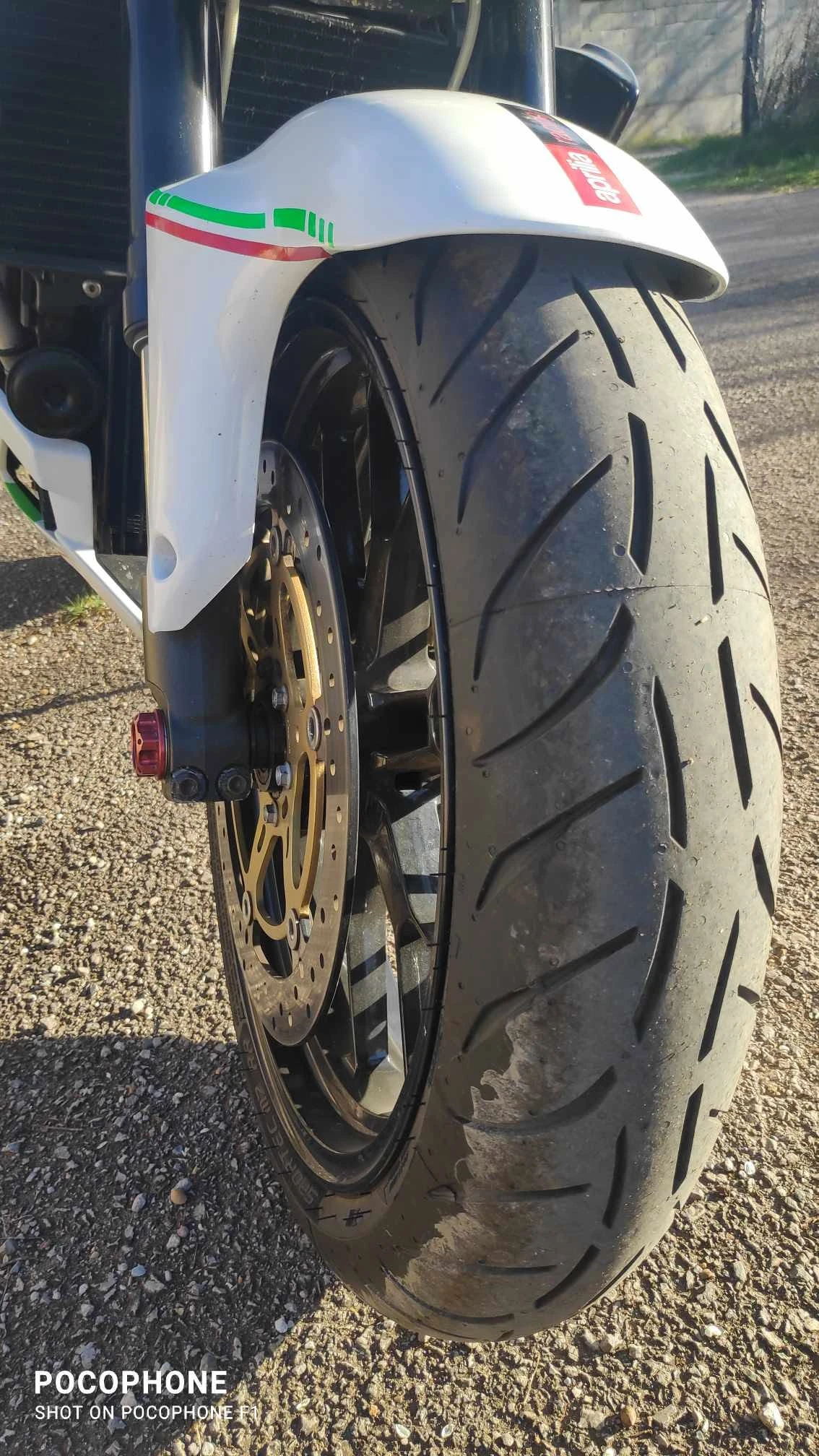 Aprilia Tuono 1000R, снимка 13 - Мотоциклети и мототехника - 55515190