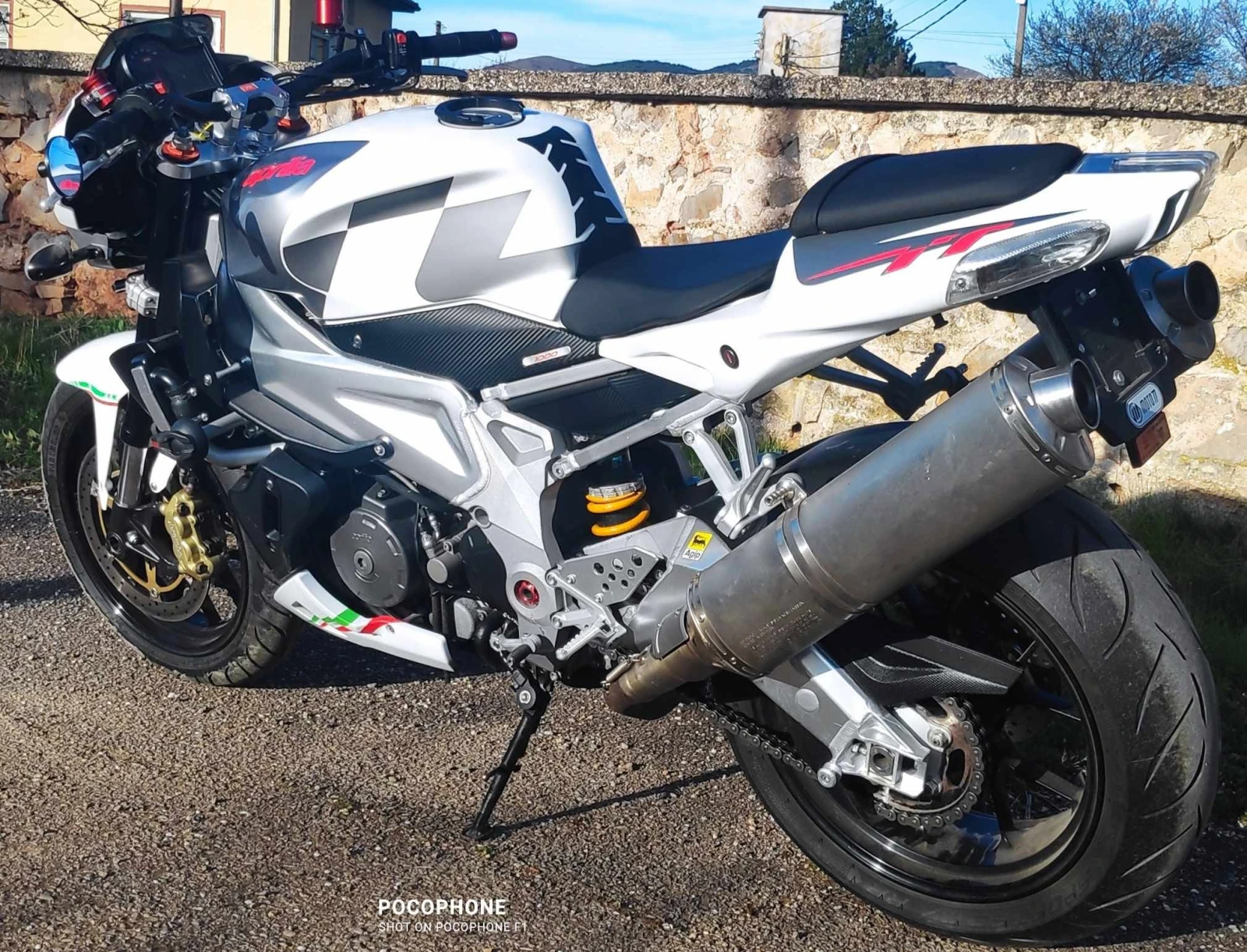 Aprilia Tuono 1000R, снимка 12 - Мотоциклети и мототехника - 55515190