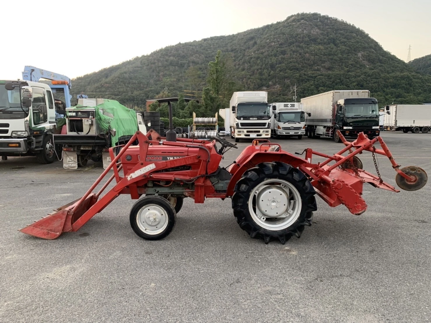 Трактор Yanmar YM2310FL  - изображение 3