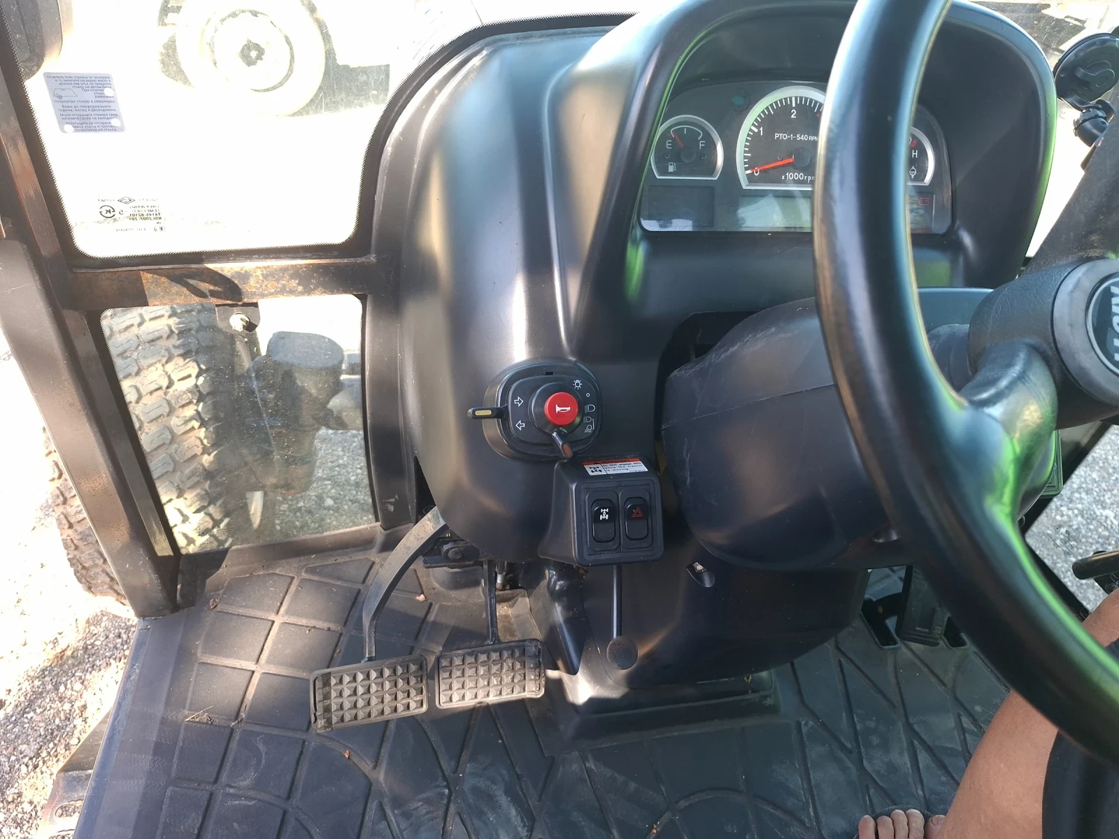 Трактор Kioti EX50, снимка 11 - Селскостопанска техника - 56021995