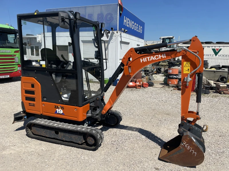 Багер Hitachi ZX 19-6, снимка 9 - Индустриална техника - 50544481