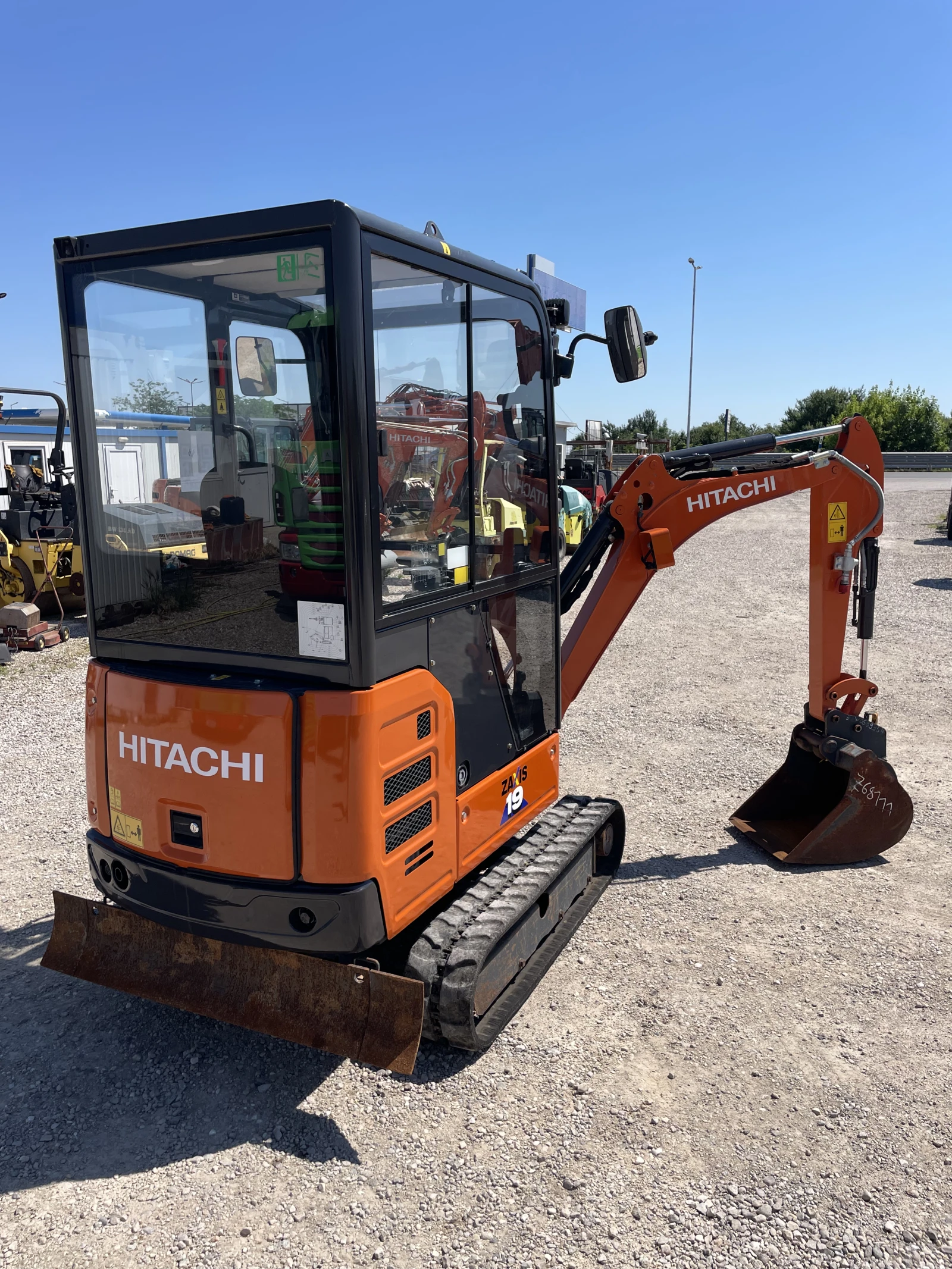  Hitachi ZX 19-6 | Mobile.bg   14