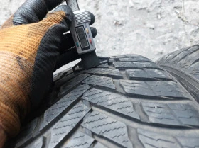 Гуми Зимни 235/50R18, снимка 3