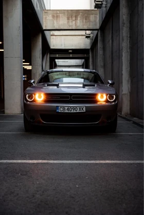 Dodge Challenger SXT, снимка 4