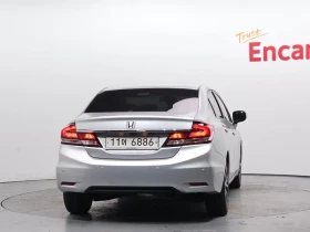 Honda Civic 1.8 Ex , снимка 4