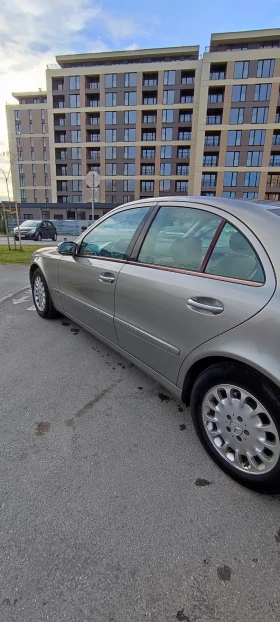 Mercedes-Benz E 320, снимка 3