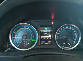 Toyota Auris 1.8i Hybrid/Panorama/Camera/Бяла Перла - 19500 лв. - 79358173 9