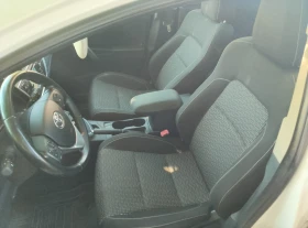 Toyota Auris 1.8i Hybrid/Panorama/Camera/Бяла Перла - 19500 лв. - 79358173 11
