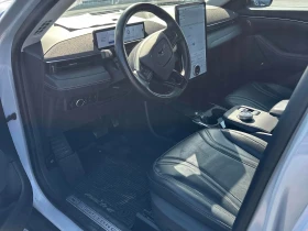 Ford Mustang Mach-E * Premium * CARFAX * ОПЦИЯ ЗА ФИНАНСИРАНЕ  | Auto.bg — изображение 14