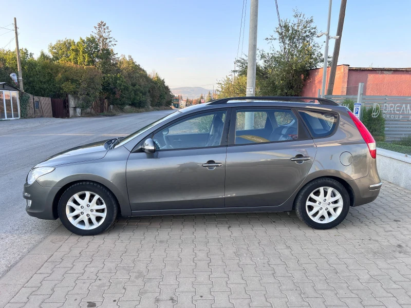 Hyundai I30 1.6 CRDI 116 к.с., снимка 2 - Автомобили и джипове - 44611583