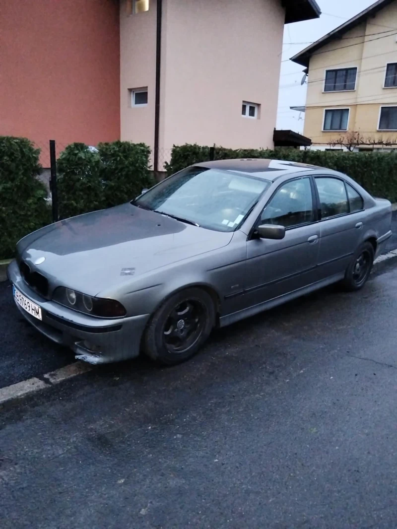 BMW 520 2.0 газ инжекцион, снимка 2 - Автомобили и джипове - 48030673