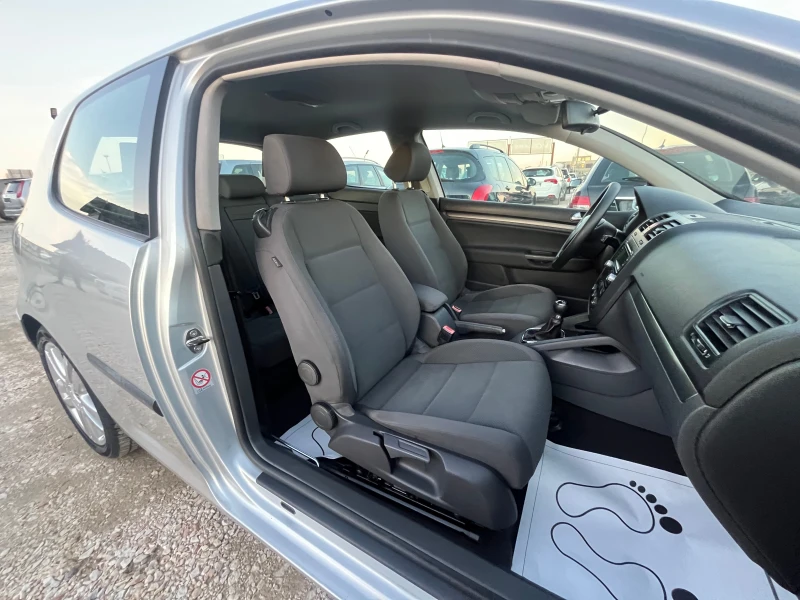 VW Golf 1.9TDI, 105ck., ЛИЗИНГ, снимка 12 - Автомобили и джипове - 49410867