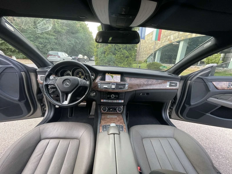 Mercedes-Benz CLS 350 DESIGNO * ПОДГРЕВ * ОБДУХВАНЕ * DISTRONIC * LED, снимка 9 - Автомобили и джипове - 51144630