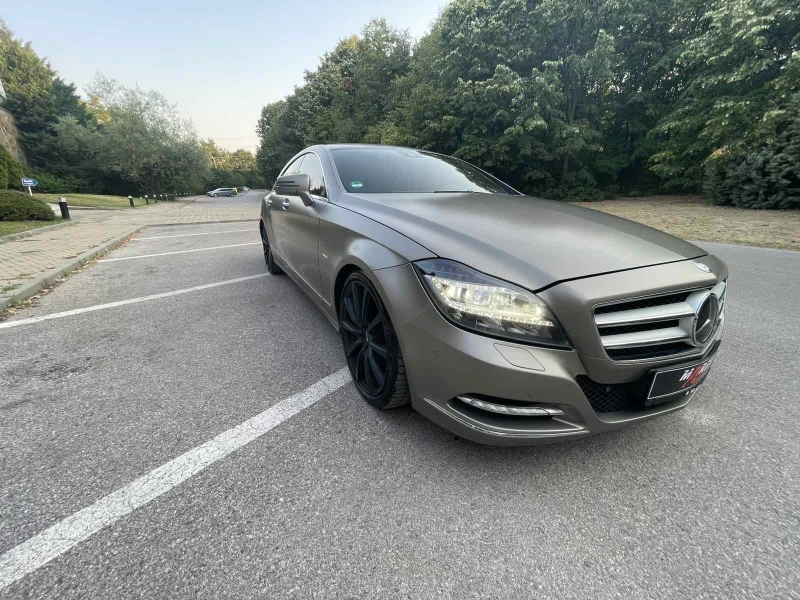 Mercedes-Benz CLS 350 DESIGNO * ПОДГРЕВ * ОБДУХВАНЕ * DISTRONIC * LED, снимка 2 - Автомобили и джипове - 51144630