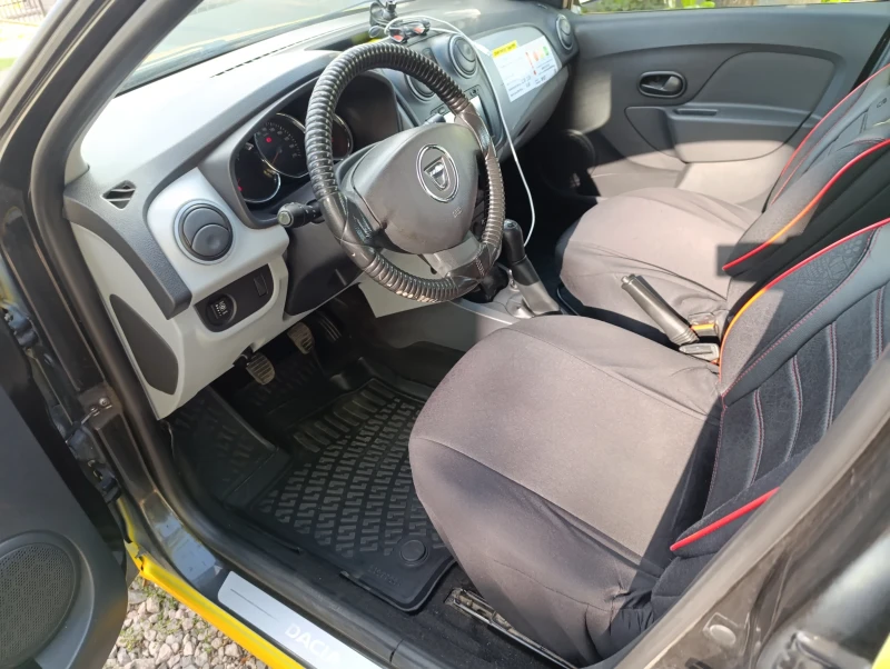Dacia Sandero, снимка 5 - Автомобили и джипове - 52472656