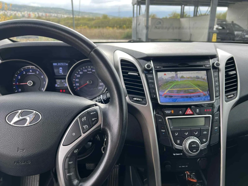 Hyundai I30, снимка 17 - Автомобили и джипове - 52615378
