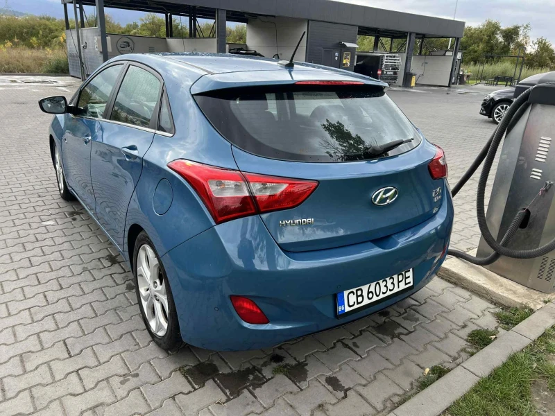 Hyundai I30, снимка 14 - Автомобили и джипове - 52615378