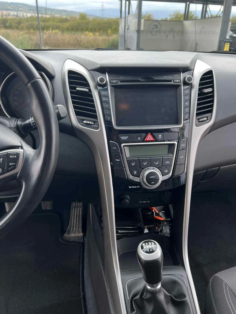 Hyundai I30, снимка 5 - Автомобили и джипове - 52615378