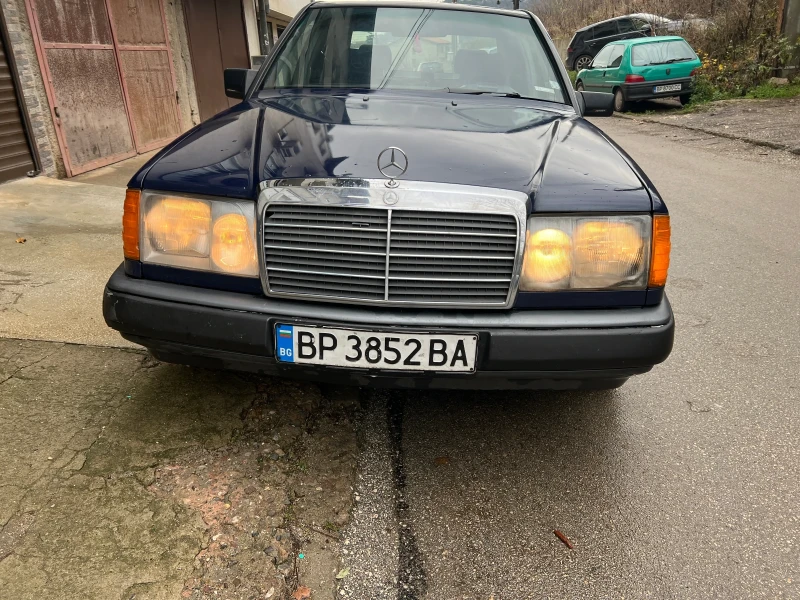 Mercedes-Benz 124 200D, снимка 9 - Автомобили и джипове - 52692195