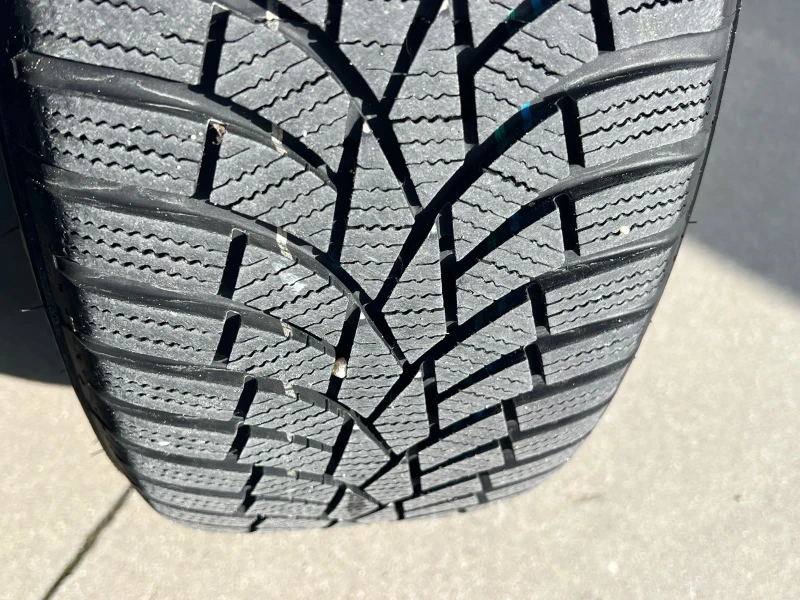 Audi A4 2.0 TDI, снимка 16 - Автомобили и джипове - 53493400