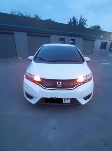Honda Fit  - изображение 5