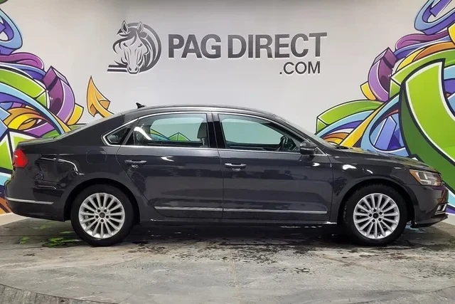 VW Passat Comfortline* АвтоКредит* (ЦЕНА ДО БГ), снимка 6 - Автомобили и джипове - 53851185