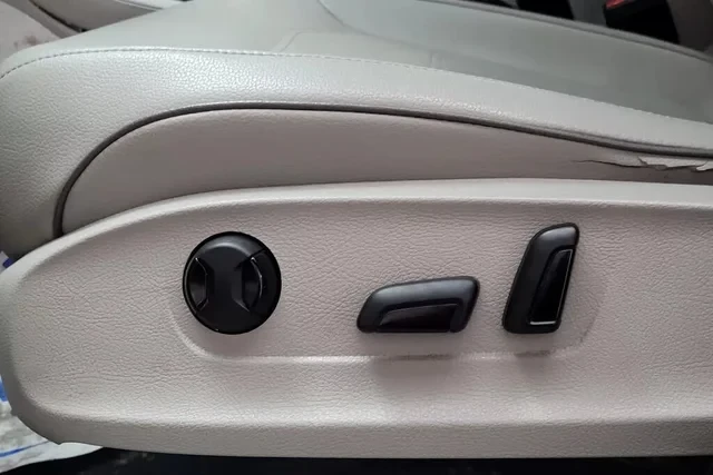 VW Passat Comfortline* АвтоКредит* (ЦЕНА ДО БГ), снимка 9 - Автомобили и джипове - 53851185