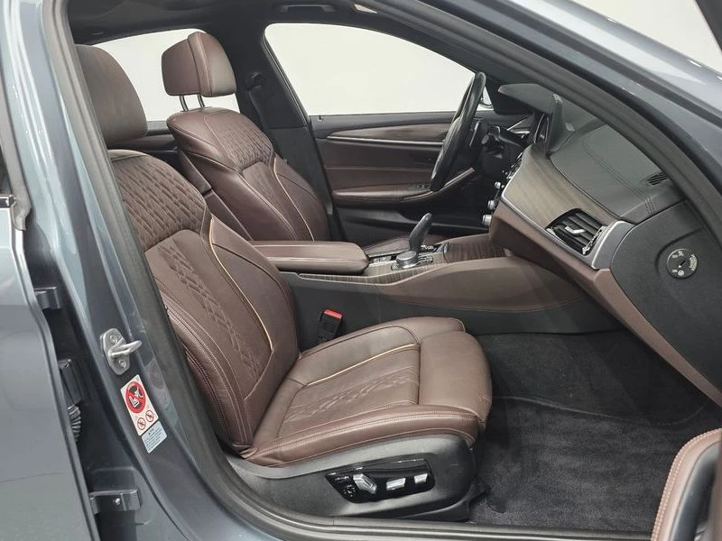BMW 530 530I M Sports Plus, снимка 7 - Автомобили и джипове - 55505409