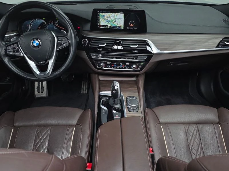 BMW 530 530I M Sports Plus, снимка 8 - Автомобили и джипове - 55505409