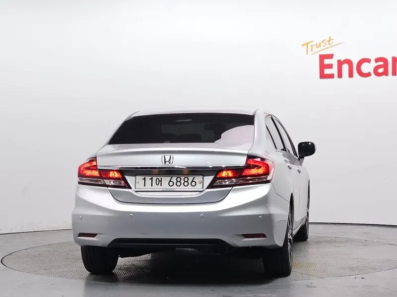 Honda Civic 1.8 Ex , снимка 4 - Автомобили и джипове - 55842916