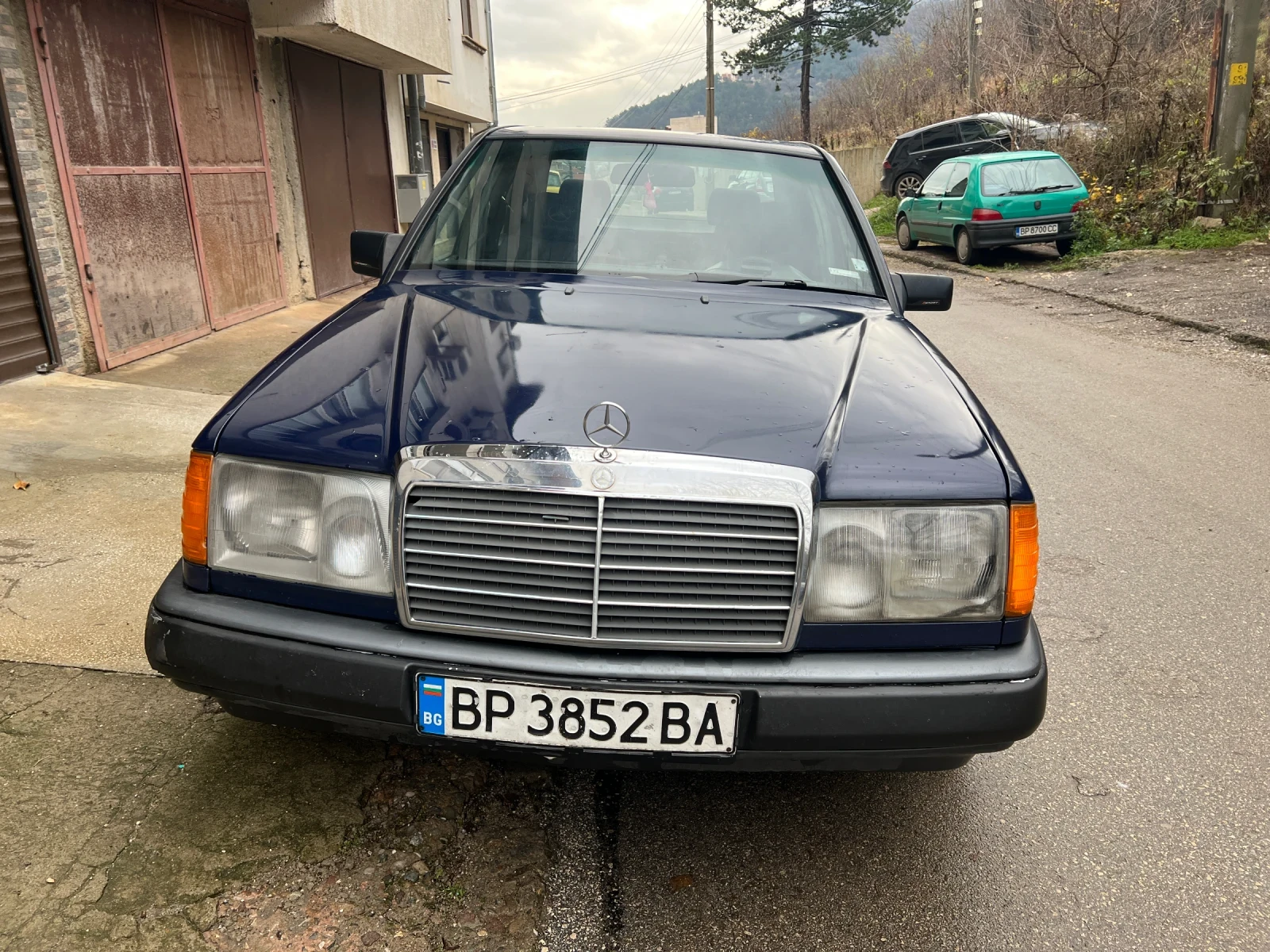 Mercedes-Benz 124 200D, снимка 1
