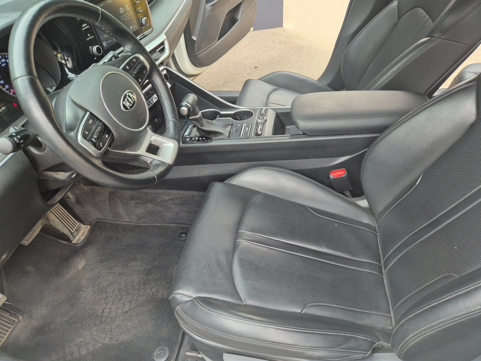 Kia K5 2.0cm3 LPG ЛИЗИНГ - изображение 5