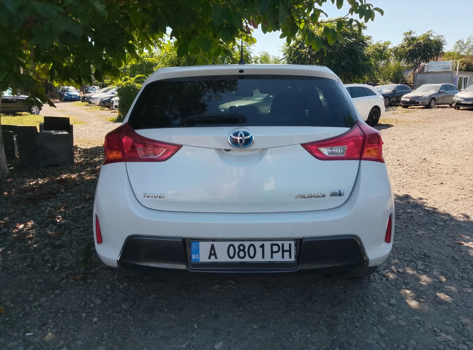 Toyota Auris 1.8i Hybrid/Panorama/Camera/Бяла Перла - изображение 5