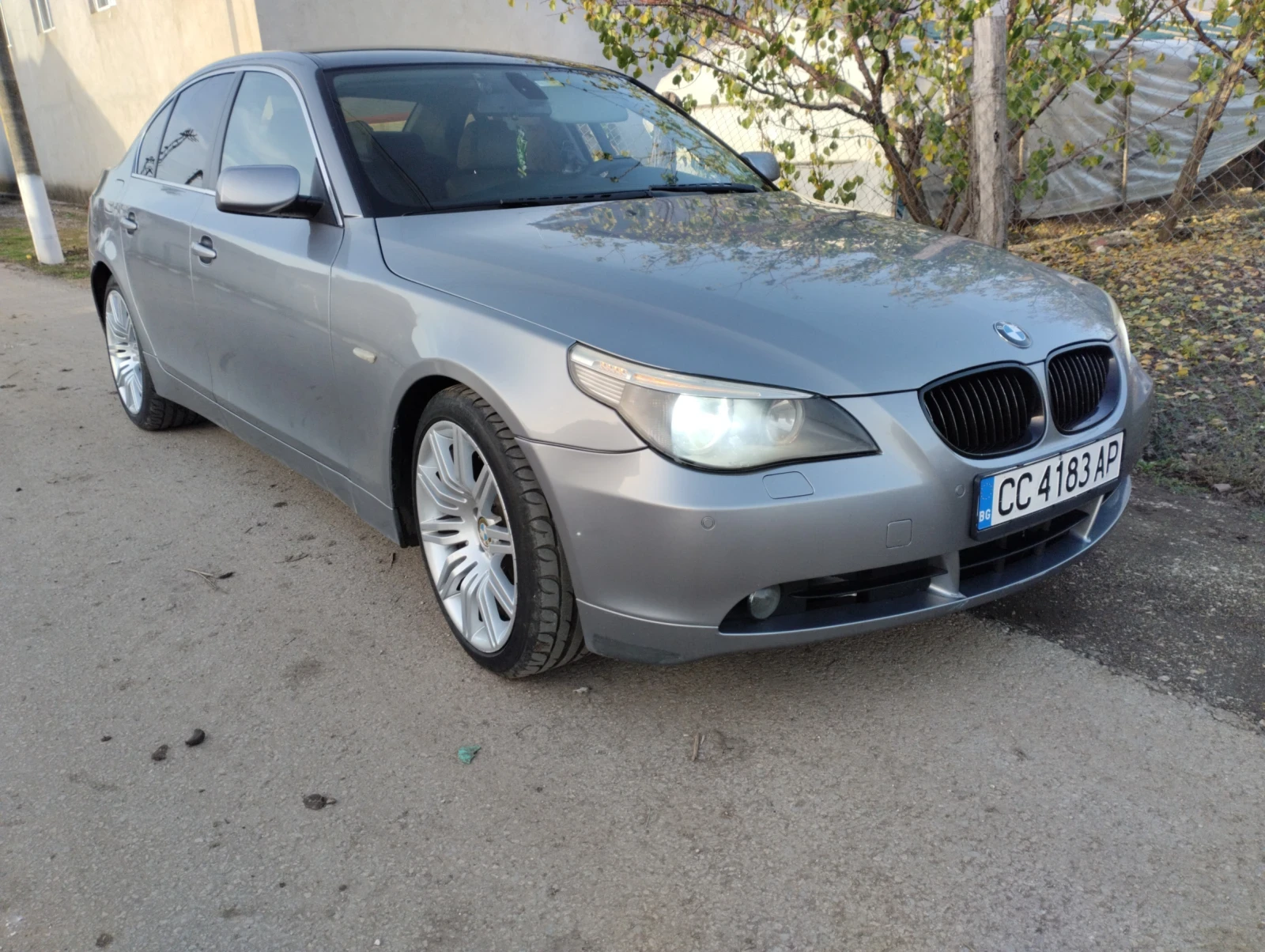 BMW 525  - изображение 10