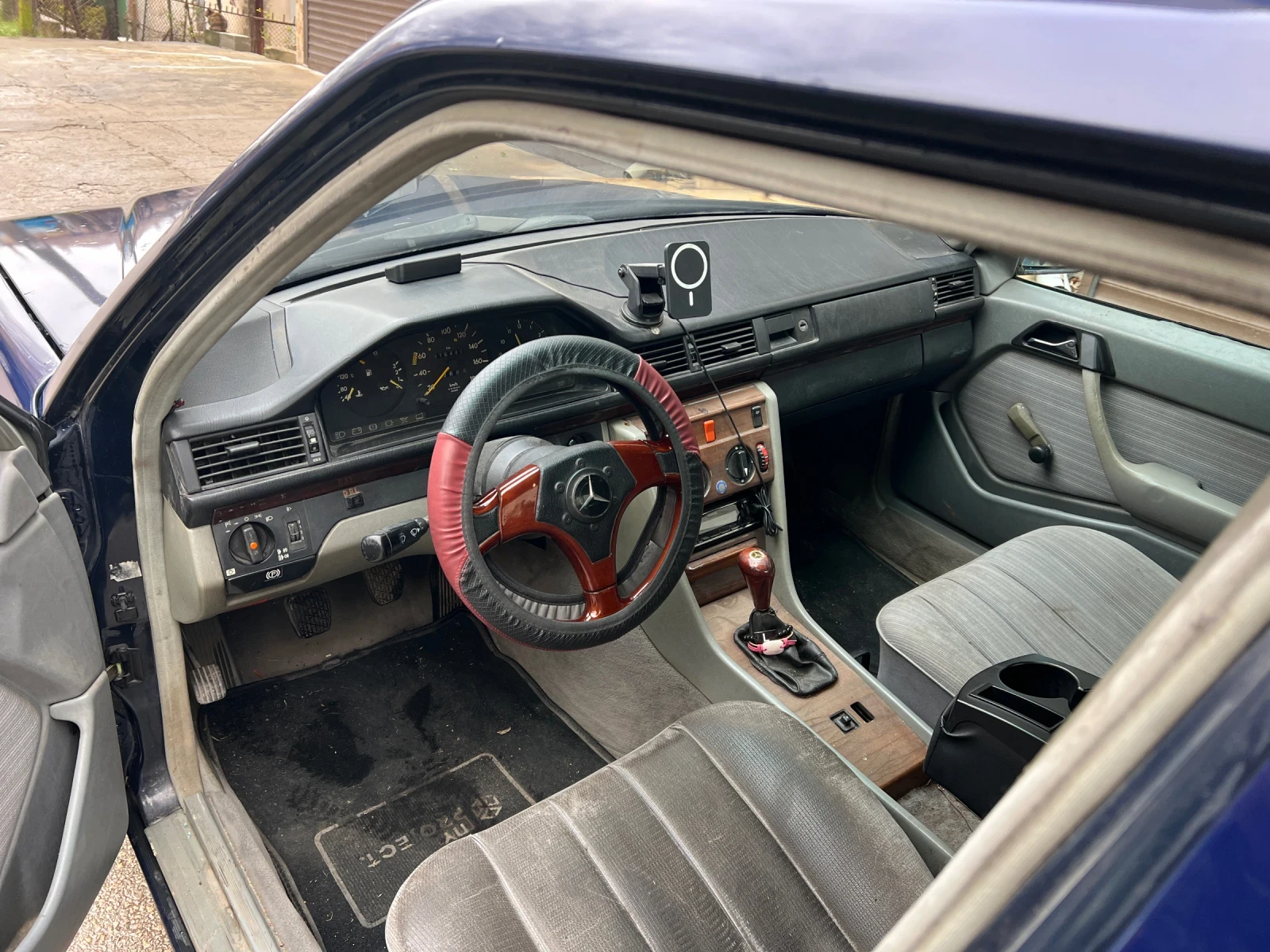 Mercedes-Benz 124 200D - изображение 7