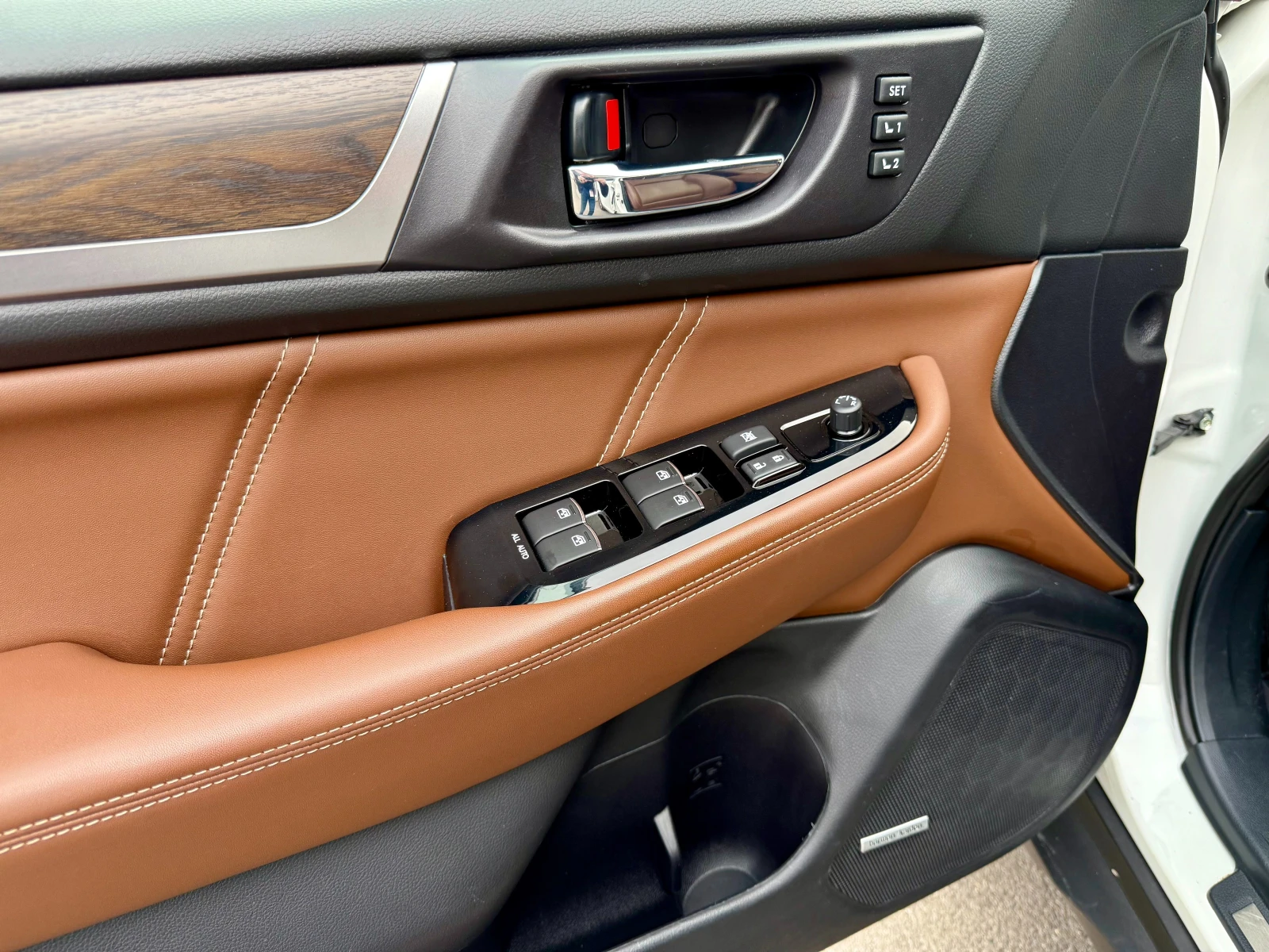 Subaru Outback * 3.6R* Touring* �������� | Mobile.bg � ����������� 13