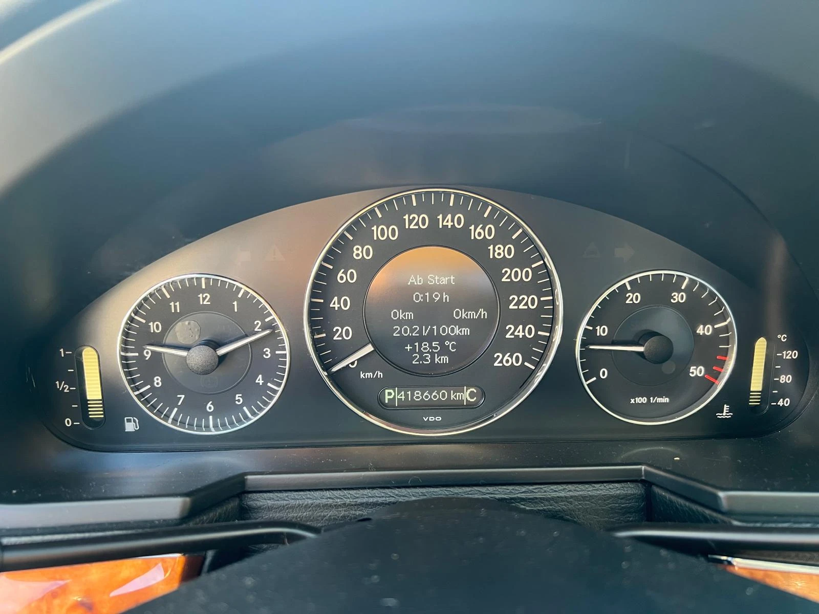 Mercedes-Benz E 420 CDI, V8 | Mobile.bg � ����������� 12
