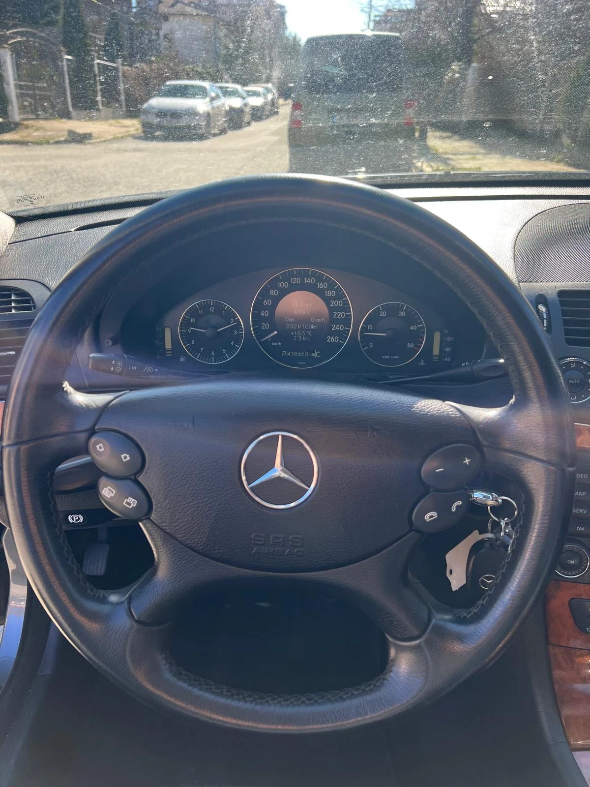 Mercedes-Benz E 420 CDI, V8 | Mobile.bg � ����������� 11