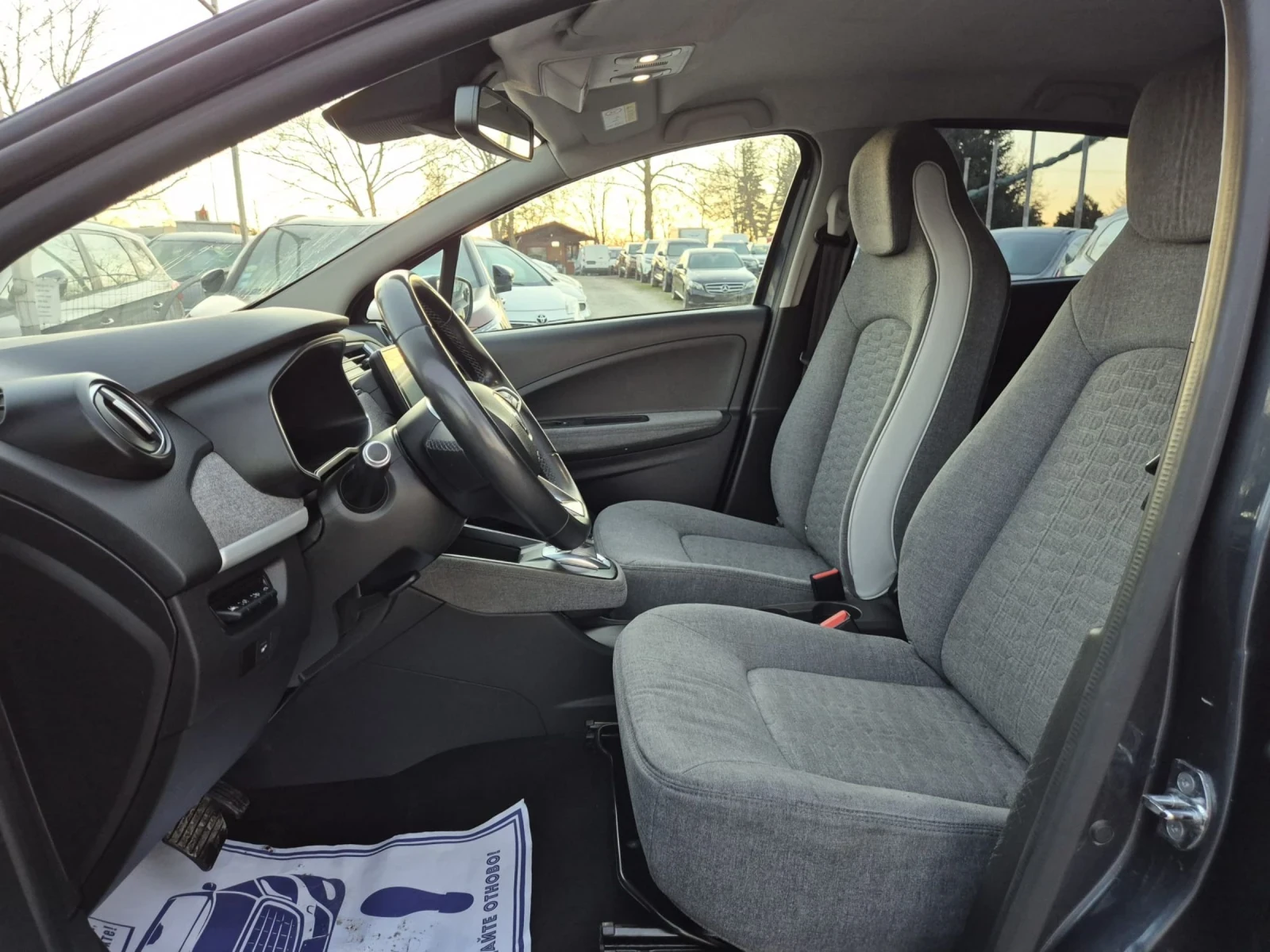 Renault Zoe 51Kw Intens, снимка 6 - Автомобили и джипове - 53749264