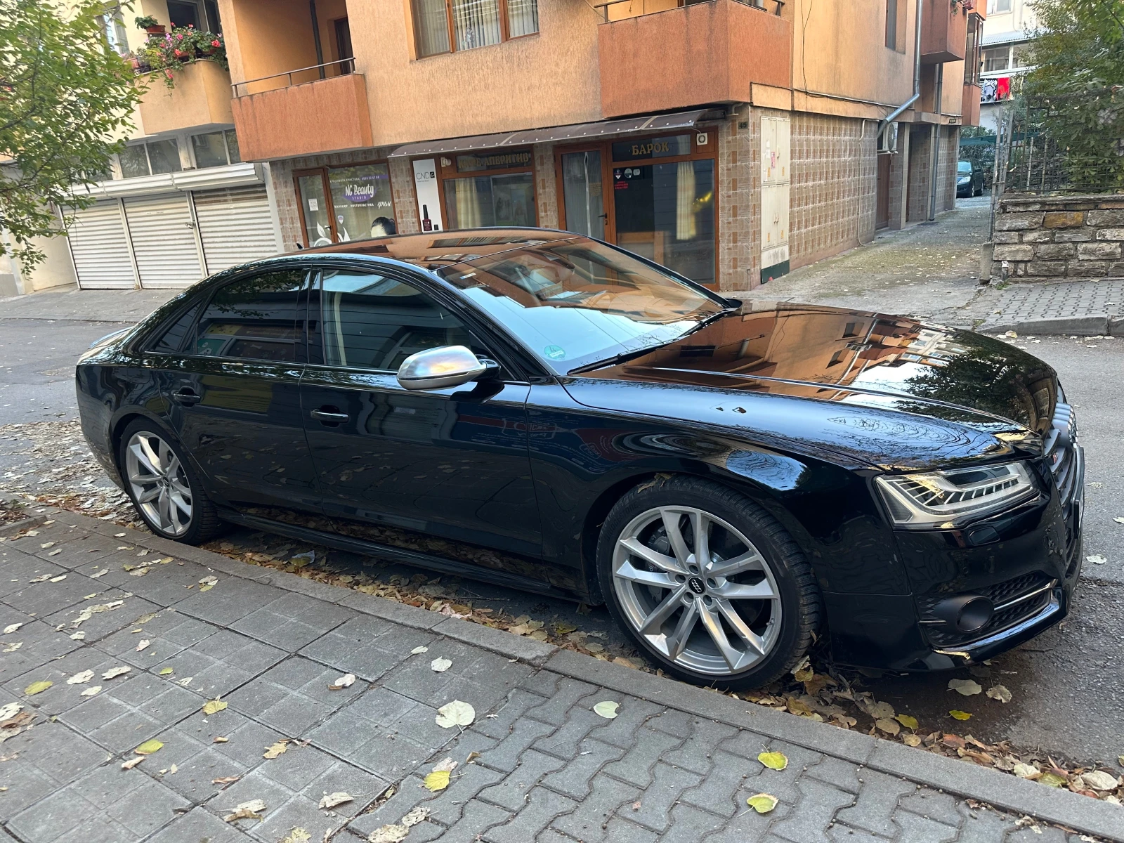 Audi S8 PLUS MATRIX ЛИЗИНГ, снимка 3 - Автомобили и джипове - 54622291