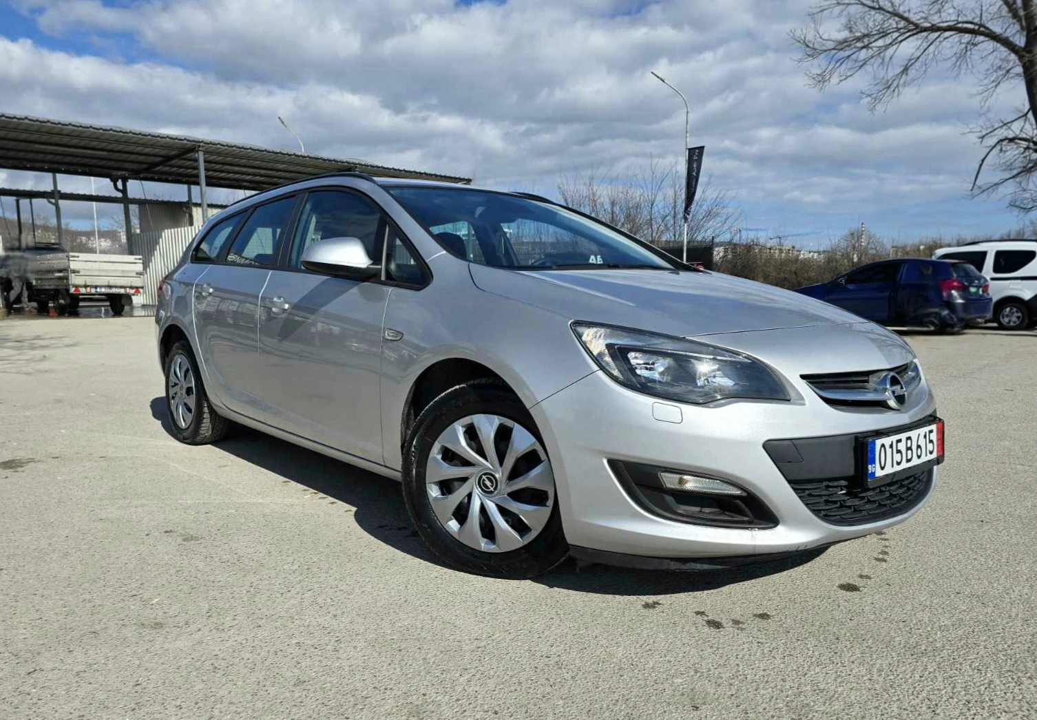 Opel Astra ПЕРФЕКТЕН/1.6cdti/136hp/FACE, снимка 3 - Автомобили и джипове - 54751116
