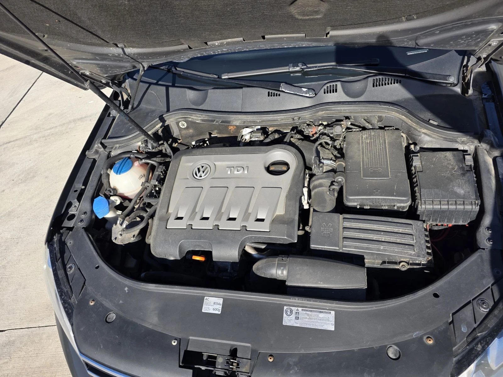 VW Passat 2.0 TDI 140 HIGHLINE, снимка 11 - Автомобили и джипове - 55065043
